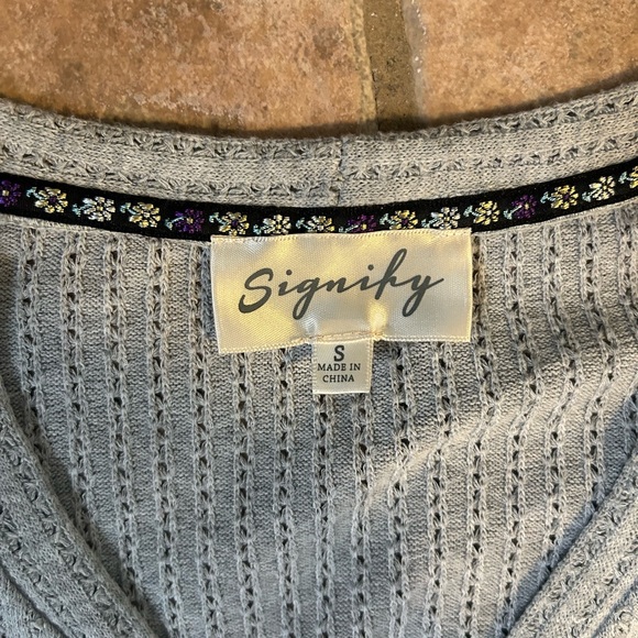 Gray Button-Front Tank Top - Picture 3 of 5